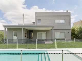 Foto 34 de Casa en lote interno Vistas, Puertos del Lago, Escobar