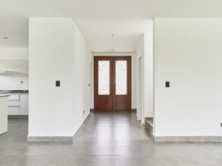 Foto 9 de Casa en lote interno Vistas, Puertos del Lago, Escobar