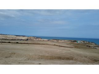 Foto 12 de En venta terreno vista al mar  ideal para proyecto inmobiliario.