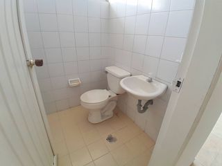 Foto 8 de SEGUNDO PISO COMERCIAL EN ARRIENDO ISLA CENTER |1874