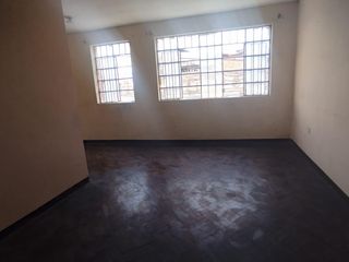 Foto 11 de Amplia Casa de 2 pisos en Cercado de Lima
