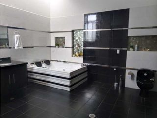 Foto 51 de VENTA PERMUTA CASA MANSION SANGIL SANTANDER COD2618241