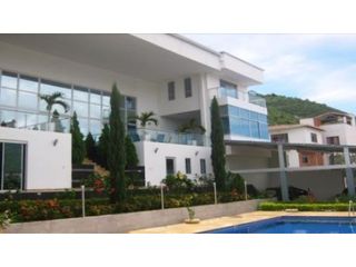 Foto 3 de VENTA PERMUTA CASA MANSION SANGIL SANTANDER COD2618241