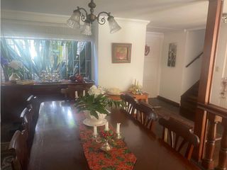 Foto 6 de Casa con jardín para venta en Santa Paula