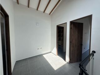 Foto 9 de SE VENDE CASA EN LA CEJA UNIDAD CERRADA