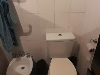 Foto 12 de SE VENDE DPTO 2 AMB. EN PB   CON PATIO  APTO PROFESIONAL
