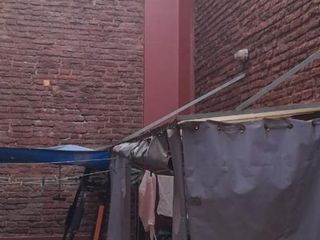 Foto 14 de SE VENDE DPTO 2 AMB. EN PB   CON PATIO  APTO PROFESIONAL
