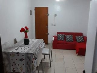 Foto 3 de SE VENDE DPTO 2 AMB. EN PB   CON PATIO  APTO PROFESIONAL
