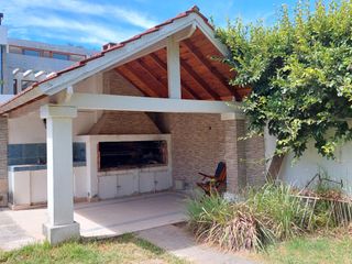 Foto 17 de Casa en alquiler de 4 dormitorios c/ cochera en Martínez