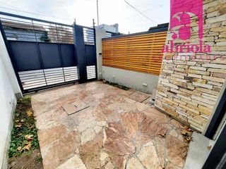 Foto 5 de Departamento Tipo Casa en venta en Quilmes Centro