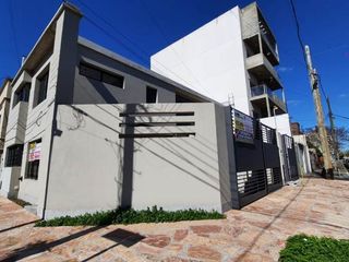 Foto 21 de Departamento Tipo Casa en venta en Quilmes Centro