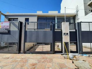 Foto 3 de Departamento Tipo Casa en venta en Quilmes Centro