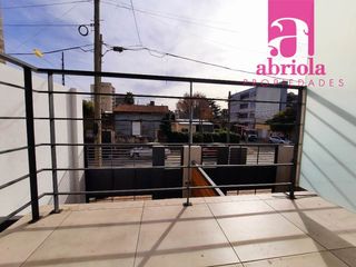 Foto 20 de Departamento Tipo Casa en venta en Quilmes Centro