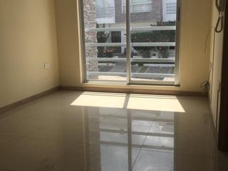 Foto 7 de Oportunidad Casa en Venta San Juan de Cumbaya