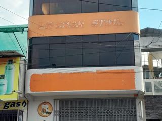 Foto 1 de En Venta Local Comercial de 4 pisos en  San Martin