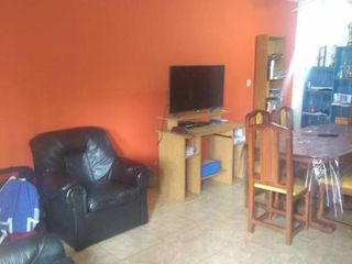 Foto 4 de EXCELENTE DUPLEX  EN EL BARRIO MERCEDES BENZ