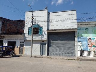 Foto 1 de Local Comercial de 2 pisos ubicado en zona comercial - Iquitos