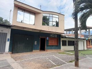 Foto 1 de ¡Gran Oferta! - Se Vende Casa de 2 Pisos en Tarapoto