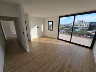 Foto 7 de Casa al rio en venta El Canal