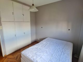 Foto 18 de Departamento en  venta de 3 ambientes, al frente con balcón