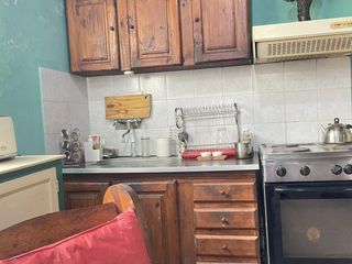Foto 7 de Casa en venta, 2 dormi, quincho, cochera, patio y parque, Los Hornos, La Plata. 152bis 63 y 64