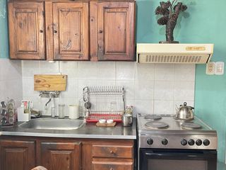 Foto 6 de Casa en venta, 2 dormi, quincho, cochera, patio y parque, Los Hornos, La Plata. 152bis 63 y 64