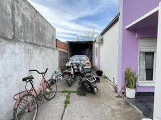 Foto 20 de Casa en venta, 2 dormi, quincho, cochera, patio y parque, Los Hornos, La Plata. 152bis 63 y 64