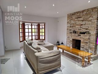 Foto 1 de Casa en venta 5 ambientes Country Maschwitz Club