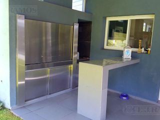 Foto 4 de 4 DORMITORIOS. AMOBLADA. LOTE INTERNO.