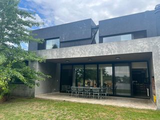 Foto 22 de Venta Casa Al Rio en San Benito Villanueva Tigre