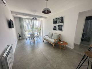 Foto 1 de Departamento en alquiler temporal. 12 e/42 y 43