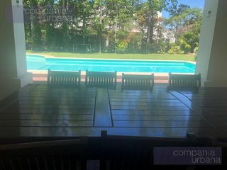 Foto 4 de OPORTUNIDAD VENTA  Casa en Barrio Santa Barbara.