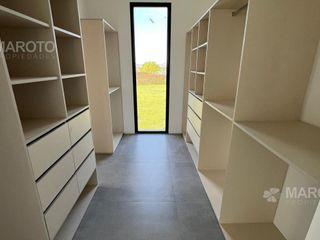 Foto 19 de Casa a estrenar en el Canton Golf- MAROTO PROPIEDADES