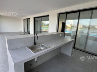 Foto 12 de Casa a estrenar en el Canton Golf- MAROTO PROPIEDADES