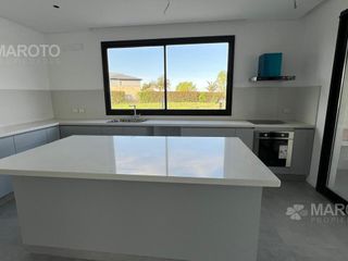 Foto 13 de Casa a estrenar en el Canton Golf- MAROTO PROPIEDADES