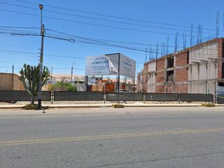 Foto 4 de VENTA DE TERRENO 200m2, POR LA AV. EJERCITO LEGUIA - TACNA