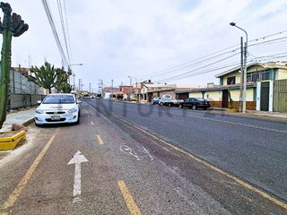 Foto 11 de VENTA DE TERRENO 200m2, POR LA AV. EJERCITO LEGUIA - TACNA