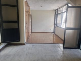 Foto 10 de Villaflora, Casa Comercial en Renta, 740m2, 17 Ambientes