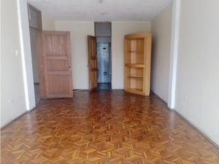 Foto 4 de Villaflora, Casa Comercial en Renta, 740m2, 17 Ambientes