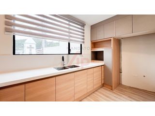 Foto 9 de HERMOSA Y MODERNA CASA EN RENTA CHAULLABAMBA CUENCA