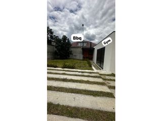 Foto 22 de HERMOSA Y MODERNA CASA EN RENTA CHAULLABAMBA CUENCA