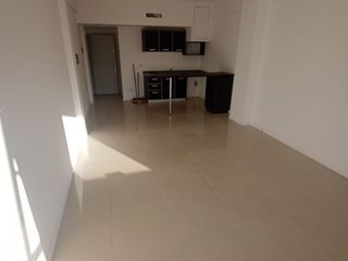 Foto 4 de Departamento en alquiler en Lanus Este