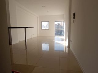 Foto 5 de Departamento en alquiler en Lanus Este