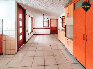 Foto 4 de Casa de venta en Coliseo – código:21589