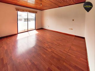 Foto 9 de Casa de venta en Coliseo – código:21589