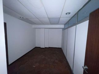 Foto 16 de Se vende oficina en edificio El Fortín JosS