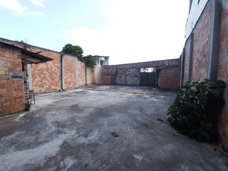 Foto 12 de Amplio Terreno cerca a Av. Avelardo Quiñones - Loreto