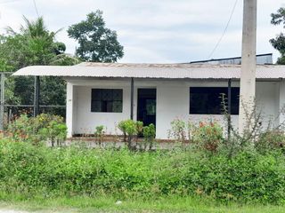 Foto 1 de En venta amplia casa en Moyobamba-San Martín