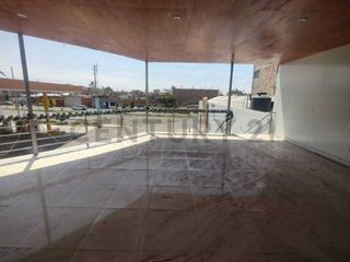 Foto 1 de ¡ALQUILA EL LOCAL PERFECTO PARA TU NEGOCIO! 200 M² - NUEVO Y ESTRATÉGICO