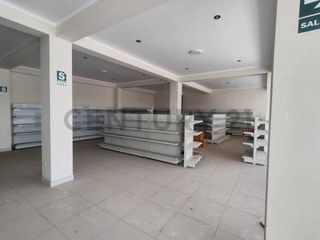 Foto 3 de ¡Local Comercial de 200 m² Ideal para Market en Tacna Cercado!